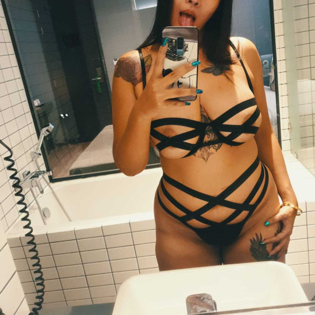 How to Book Escort Services in Ahmedabad